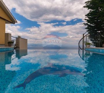 LOVRAN, Kuća sa 3 stana - cover