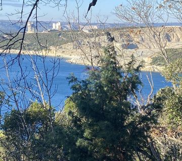 ISTRA-RAŠA, Crna Punta i Skitača, veliko negrađevinsko zemljište od 6 ha sa ucrtanih 5 građevina - cover