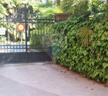 OPATIJA - STROGI CENTAR - STAN 140 m2 - II kat - cover