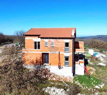 Istra, Buje okolica, kuća u izgradnji s bazenom - cover