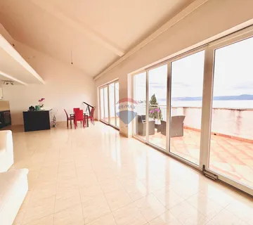 Crikvenica, Selce- luksuzan stan uz more s panoramskim pogledom i velikom terasom - cover
