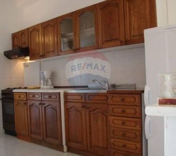 Istra, Banjole, apartmanska kuća 300m od mora - cover