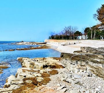 Istra,Zambratija-Građevinsko zemljište 300 m od mora - cover