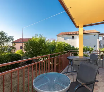 OTOK KRK-NJIVICE, apartman u prizemlju - cover