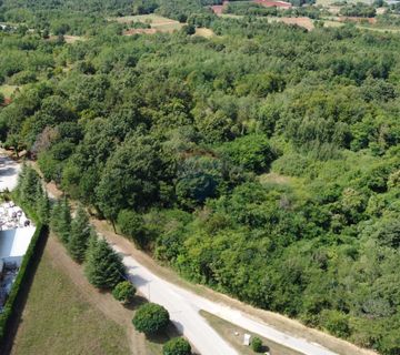 ISTRA, PAZIN - Industrijsko zemljište u poslovnoj zoni, dio ili cjelina, 35e/m2 - cover