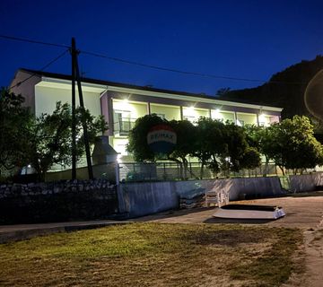 Rab, Supetarska draga - Apartmanska kuća, direktan prilaz plaži - cover