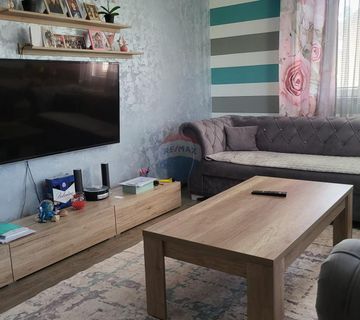 Velika Gorica, Donje Podotočje, na prodaju kuća 200 m2 sa dvorišnicom - cover