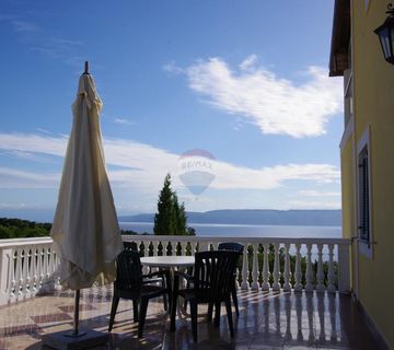 Drenje, apartmanska kuća s otvorenim pogledom na more - cover