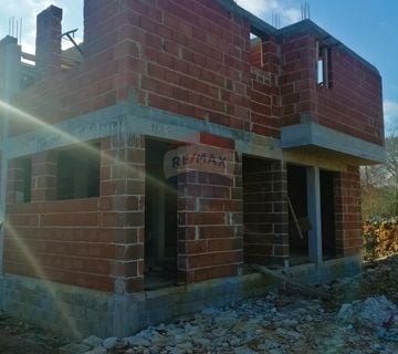 Rovinjsko Selo,duplex kuća-2 odvojene stambene jedinice - cover
