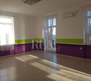 Komforan stan u centru Kraljevice 6SKL  187.70 M2 - cover