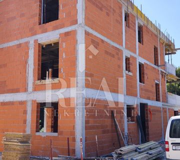  Vodice apartman 1S+DB 65,47m2 - cover