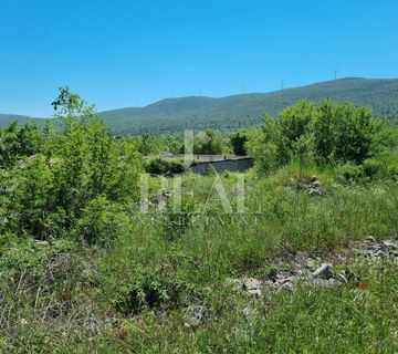 Građevinsko zemljište sa započetom gradnjom,2000 m2 - cover