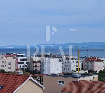 Žnjan Penthouse 90m2 2S+DB - cover