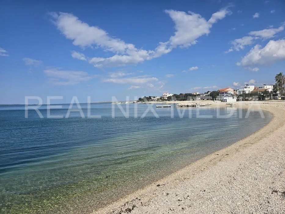 VRSI-GRAĐ.ZEMLJIŠTE SA PROJEKTOM I PREDANIM ZAHTJEVOM ZA GRAĐ.DOZVOLU! - cover