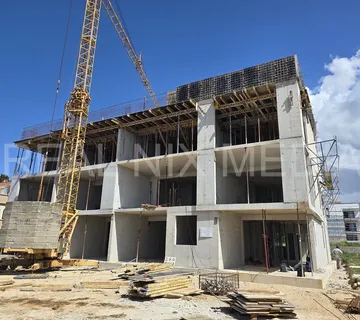 Penthouse - 2 Etaže +krovna Terasa! Pogled Na More! - Privlaka, Privlaka