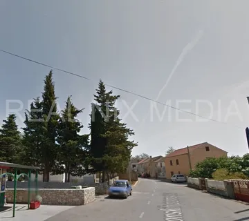 Zaton-građ.zemljište 980 m2, 600 m do mora sa legaliziranim objektom! - cover