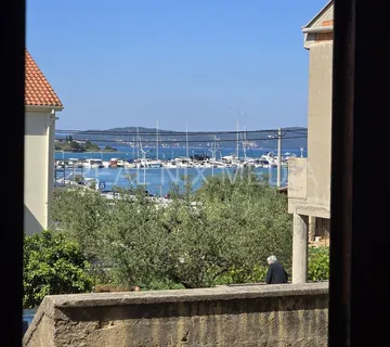 Sukošan- kuća na parceli od 750 m2+mogućnost kupnje dodatnih 190 m2 - cover