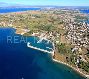 Privlaka-građ.zemljište 600 m2! - cover