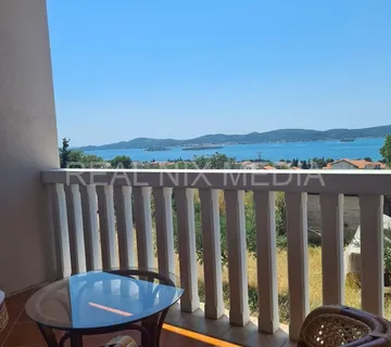 Sv. Filip i Jakov-KUĆA SA 2 STANA I POGLEDOM NA MORE! - cover