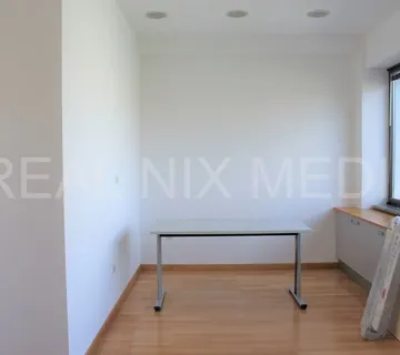 Relja-NAJAM UREDSKOG PROSTORA! - cover