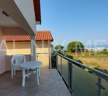 Privlaka- 80 M DO MORA! 4 APARTMANA! - cover