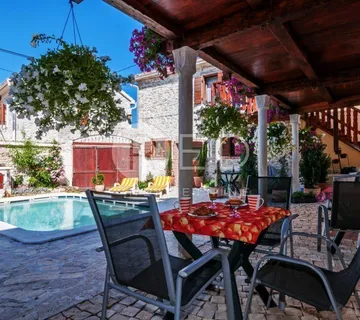 Zadar Kuća 6 Studio Apartmana S Bazenom