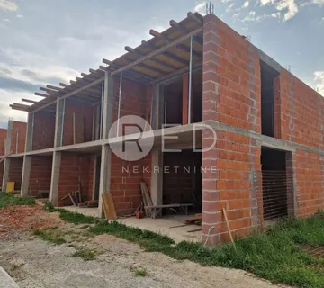 STAN NOVOGRADNJA POŽEGA, 122m2 NA TOP LOKACIJI