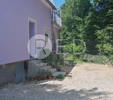OTOK KRK, OKOLICA DOBRINJA - DVOJNA KUĆA S POGLEDOM NA MORE, 101 m2