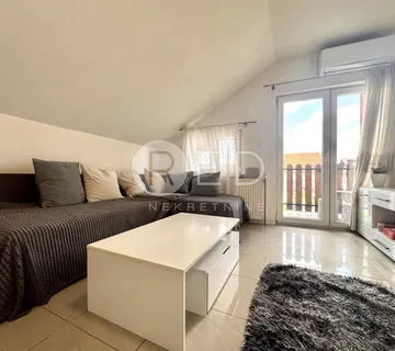 DUBRAVA SUPER PRILIKA! STAN 35m2 2.KAT - Zagreb