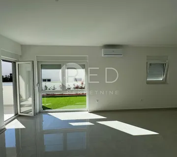 STAN SA VRTOM U NOVOGRADNJI - VIR, ZADARSKA - cover