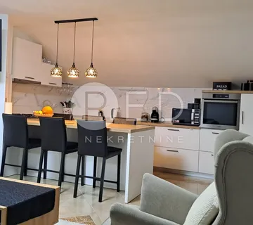 POŽEGA STAN 90m2 CENTAR 2 PARKINGA - cover