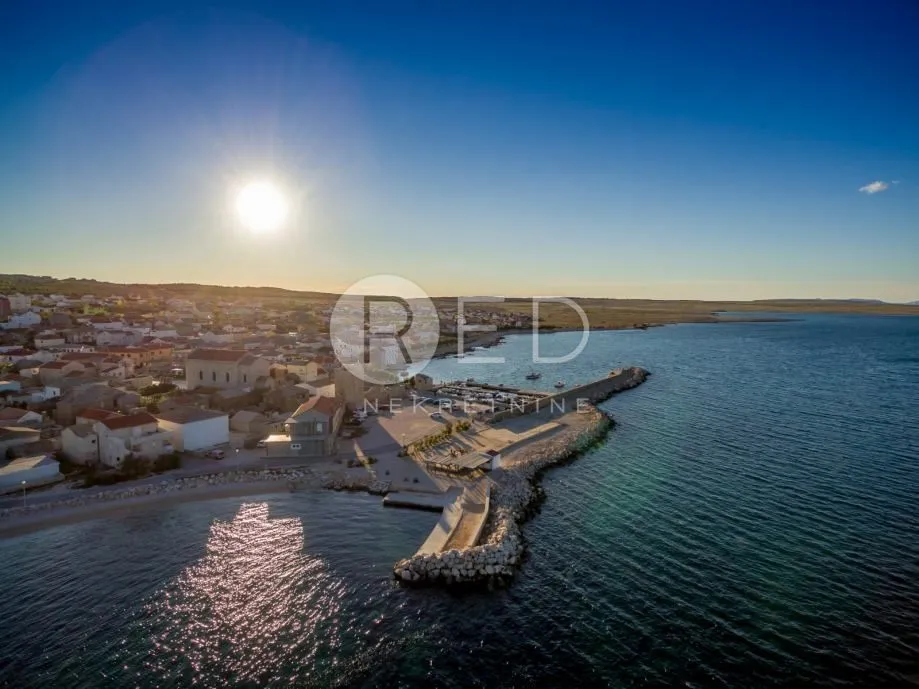 RAŽANAC KUĆA 1. RED DO MORA - cover