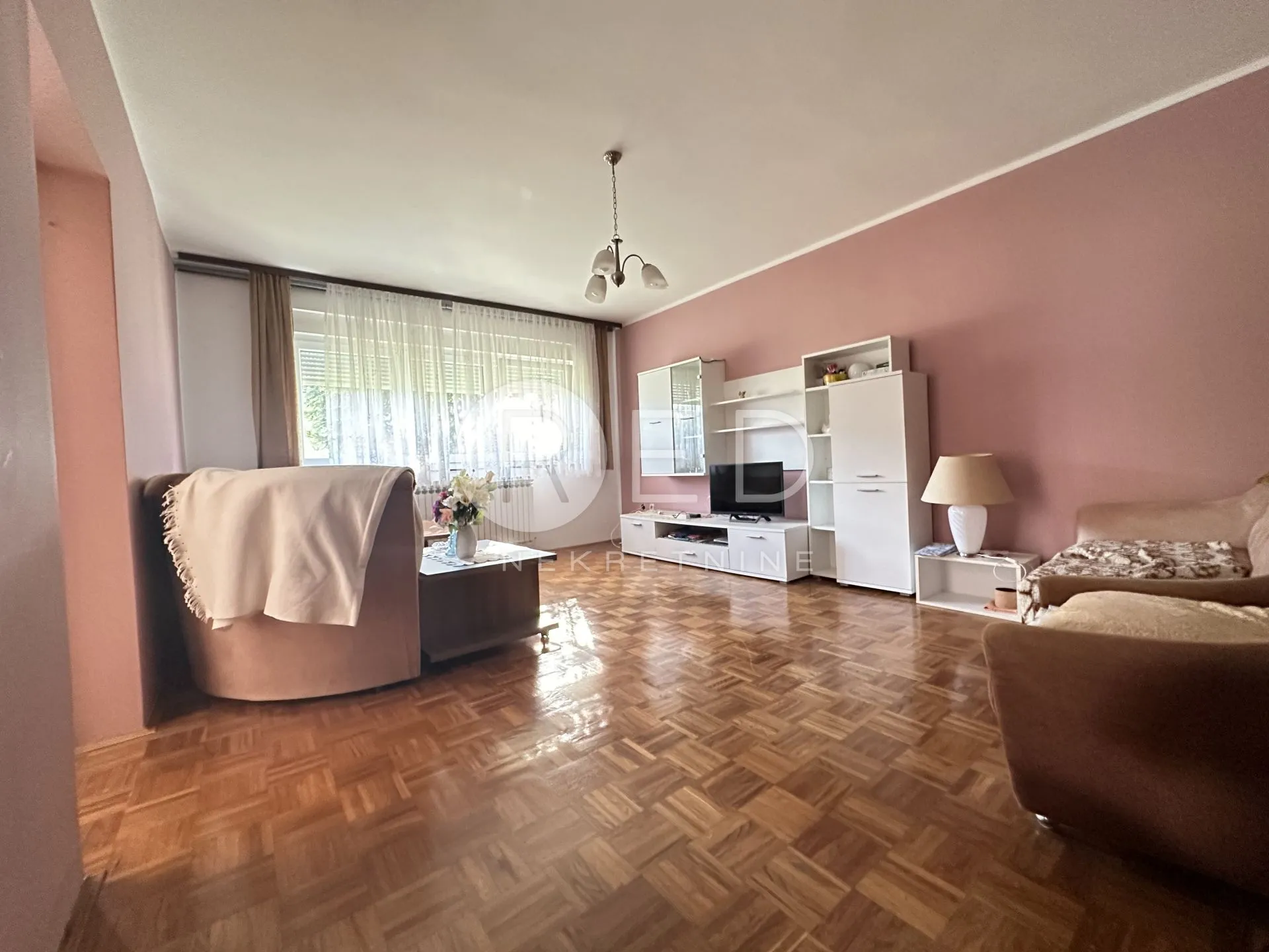 PRODAJA KUĆE S DVA STANA, MIROŠEVEC - cover