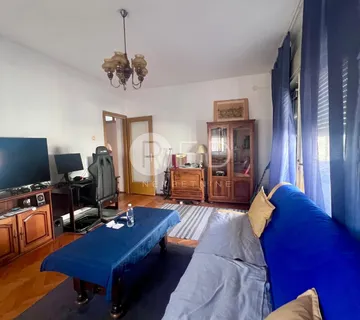 STAN S VELIKIM POTENCIJALOM NA BRANIMIROVOJ OBALI - ZADAR - cover