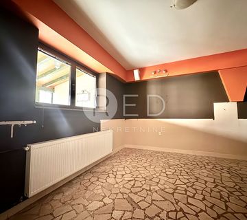 KUĆA S POSLOVNIM PROSTOROM DUGO SELO - cover