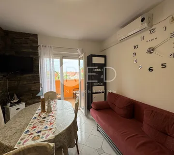 Dvosoban stan 46 m2 na drugom katu - Sveti Filip i Jakov - cover