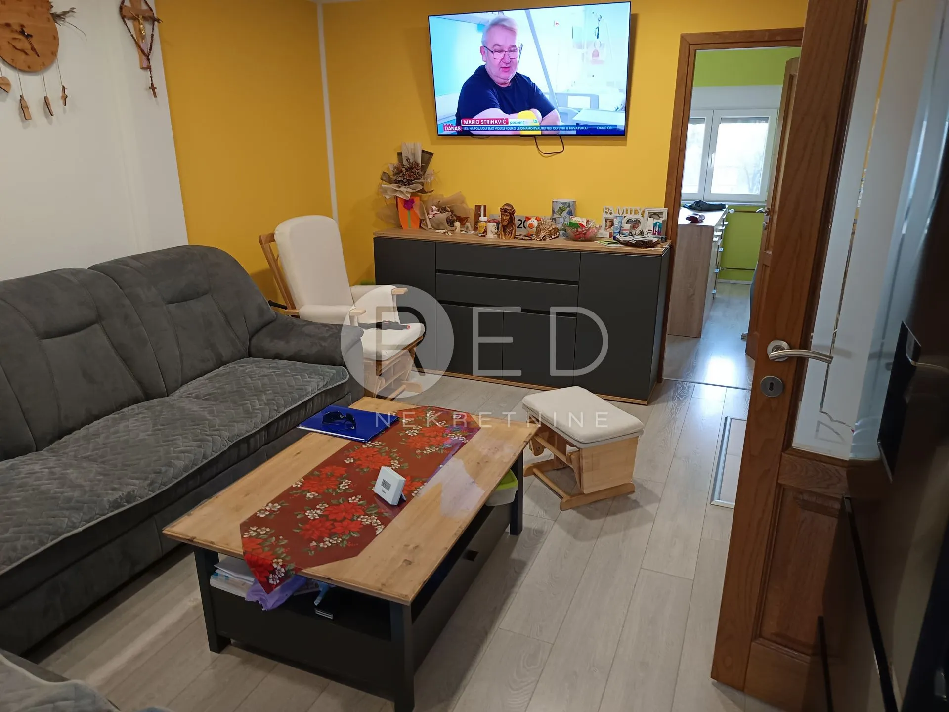 TROSOBNI STAN 54 m2, VRHUNSKI SREĐEN  VUKOVARSKA ULICA - cover