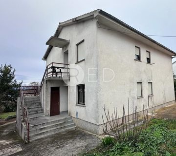 OTOK KRK, MALINSKA - KUĆA S PROJEKTOM ZA VILU S BAZENOM - cover