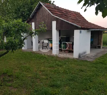 PRELIJEPO IMANJE DALJ PLANINA - cover