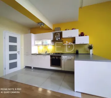 Prostrani stan  166 m2 na atraktivnoj lokaciji - cover