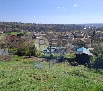 PRILIKA! GRAĐEVINSKO ZEMLJIŠTE 549m2 - Zagreb