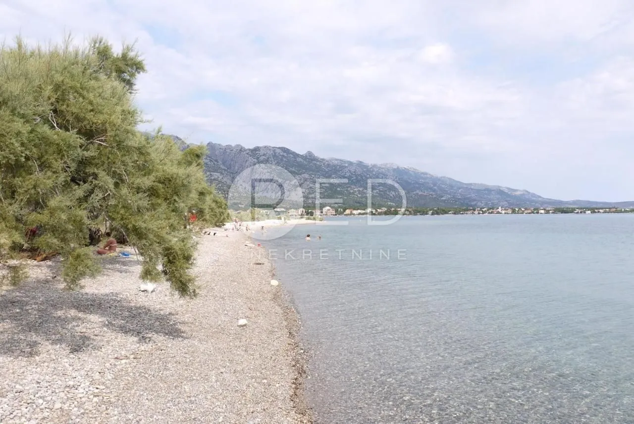 1.RED DO MORA STARIGRAD PAKLENICA KUĆA S 9 APARTMANA - cover