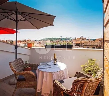 ROVINJ KUĆA, 183m2