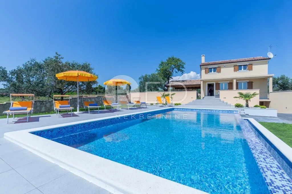 FAŽANA KUĆA S BAZENOM POGLED NA MORE - cover