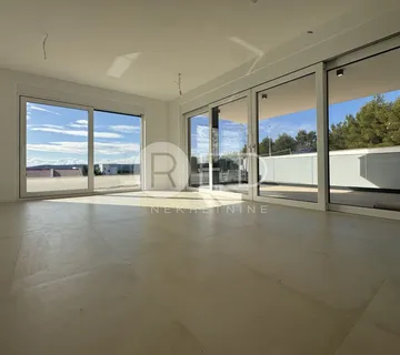 STAN U PRIZEMLJU U NOVOGRADNJI 85 M2 - SVETI FILIP I JAKOV - cover