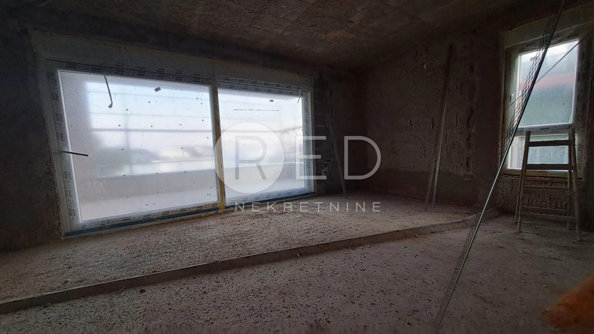 SRIMA STAN 95m2 2.kat USELJENJE SRPANJ 2026. - cover