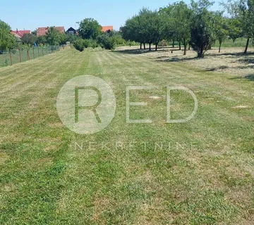 GRAĐEVINSKO ZEMLJIŠTE SLAVONSKI BROD/ VAROŠ 1272m2 - cover