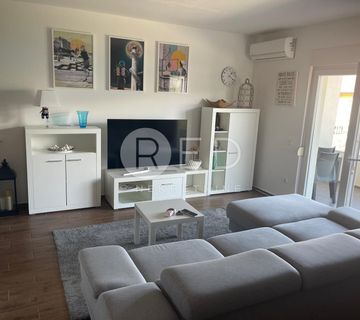 STAN U PRIZEMLJU OD 75 M2, 300 M OD MORA - Vinjerac, Zadarska - cover