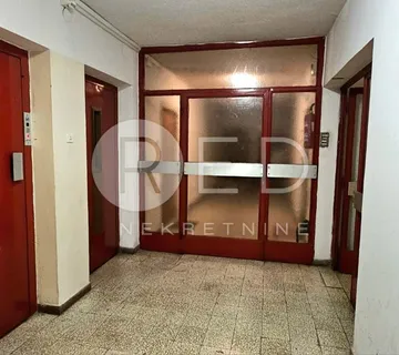  PRODAJA U DUBRAVI - cover