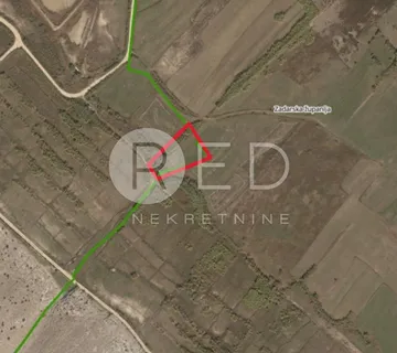 Prodaju se poljoprivredna zemljišta površine 1298 m2 - DINJIŠKA, PAG - cover
